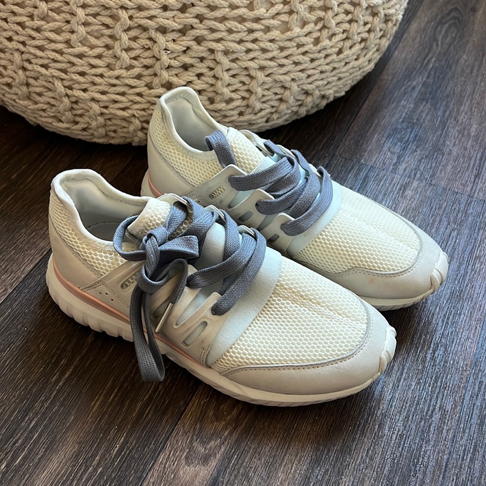 Adidas Tubular Sneakers
